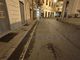 Sanremo: tunisino accoltellato in via San Francesco, dice di essere stato rapinato ma potrebbe essere un regolamento di conti (Foto)