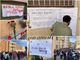 Ventimiglia: in via Roma rivive il ricordo di Moussa Balde morto suicida a 22 anni dopo il pestaggio (Foto e Video)