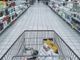 Sanremo: padre e figlio non possono entrare insieme al supermercato, scatta la denuncia alla Questura. La storia