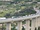 Grave incidente sulla A10 tra Sanremo e Taggia: due mezzi coinvolti, un morto e diversi feriti, traffico in tilt
