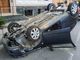Auto cappottata a Laigueglia: tre feriti al Santa Corona