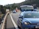 Nascosti nel retro di un tir: migranti scoperti sulla A10 tra Pietra e Borghetto