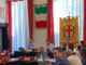 Mozione su tumulazioni ad Albenga, il sindaco Tomatis: “Materia delicata, va affrontata con serietà”