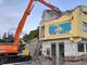Al via la demolizione dell'ex piscina di via Trento e Trieste, diventerà uno skate park (FOTO e VIDEO)