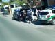 Auto tampona moto a Dogliani: ferito il centauro, elitrasportato al Cto di Torino