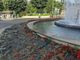 Danneggiata l'aiuola della &quot;fontana dei bambini&quot; a Mondovì Breo
