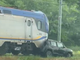 Treno travolge auto sulla linea ferroviaria Alba-Bra. Nessun ferito, traffico in tilt [FOTO E VIDEO]