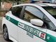 Sperona un'auto a Saluzzo e scappa, rintracciato e sanzionato dalla polizia locale