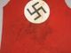 Mondovì ancora preda dell'antisemitismo: disegnata una svastica sul retro del municipio