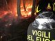 Incendio boschivo a Santo Stefano Roero: fiamme vicino alle abitazioni