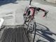 Il Comune di Pinerolo metterà ‘una toppa’ alla griglia di via Davico che ha fatto cadere un ciclista