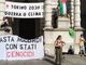 Blitz di Extinction in Comune con bandiere pro-Pal: "Basta accordi con Israele" Blitz di Extinction in Comune con bandiere pro-Pal: "Basta accordi con Israele"