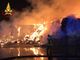 Carta da riciclare prende fuoco: paura nella notte per un incendio alla Benassi Ambiente di Grugliasco [VIDEO]