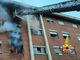 Villar Perosa, va a fuoco un appartamento: 4 persone intossicate e un intero condominio evacuato