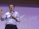 Renzi show a Torino, rottama il Pd e attacca il Governo: “Hanno fatto la retromarcia su Roma, Meloni sia premier” [VIDEO]