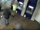Raggirano una signora 80enne rubandole borsa e bancomat: un uomo e una donna in manette [VIDEO]