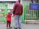 A Torino riaprono parzialmente nidi e materne, la gioia di bimbi e genitori: “Siamo felici”