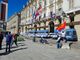 Ex Embraco, le 400 lettere di licenziamento vengono &quot;stese&quot; di fronte al Palazzo della Regione [FOTO e VIDEO]