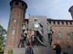 &quot;Crisi climatica: arrestate i veri colpevoli&quot;, statue bendate a Torino. Il motivo [FOTO]