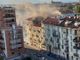 Grosso incendio in via Carmagnola, evacuato stabile di cinque piani
