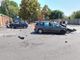 Tremendo scontro tra due auto in via Plava: vetture distrutte ma nessun ferito