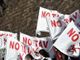 Tav, notte di disordini e proteste al cantiere di Chiomonte: la polizia interviene con i lacrimogeni