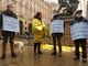 Clochard sgomberati dal centro, Radicali protestano sotto il Comune: &quot;Inaccettabile&quot; [VIDEO e FOTO]