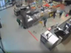 Colpo al supermercato di via Millio e fuga in auto: sgominata una banda di rapinatori [VIDEO]