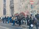 Basta accampamenti, code al freddo e alla pioggia per un permesso: entra in funzione il nuovo ufficio immigrazione [FOTO]