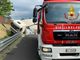 FOTO E VIDEO. Tir esce di strada e si rovescia con il carico, Autolaghi a rilento