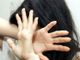 Dodici anni di soprusi su moglie e due figli: rinviato a giudizio per maltrattamenti in famiglia