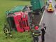 Camion esce di strada e si ribalta: un ferito e disagi al traffico sulla statale 394