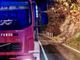 FOTO. Smottamento lungo la Provinciale 61 a Luino: strada chiusa tutta la notte