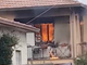 Appartamento distrutto dalle fiamme a Bisuschio: salvi gli inquilini, muore il cane