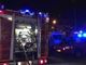 Tragedia sfiorata in un condominio di Saronno: un uomo di 56 anni taglia il tubo del gas per togliersi la vita e poi aggredisce i vigili del fuoco