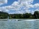 FOTO e VIDEO. Aliante cade nel lago di Varese: due persone soccorse a Calcinate del Pesce