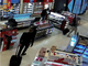 Saccheggiavano i duty free di Malpensa in cerca di profumi griffati: tre in manette