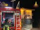 FOTO. Montegrino Valtravaglia, fuoco al tetto di due abitazioni. Evacuati gli inquilini