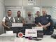Sull'auto avevano 12 asciugacapelli e nella camera d'albergo 63 caricabatterie portatili di marca, tutti contraffatti. Denunciate ad Arcisate due persone