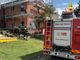 Cadono da un ponteggio a Luino, feriti gravemente due operai