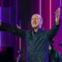 Dopo Sanremo Raf torna col nuovo brano ‘Pazzi stupidi ragazzi’