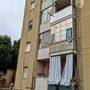 Via Fenoglio, il nuovo crollo riapre il caso delle case Atc: "Era tutto già segnalato"