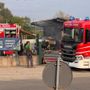Incendio al Consorzio Agrario, a fuoco un camion con una cisterna di gasolio