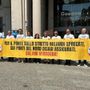 Delegazione del M5S in stazione a Principe contro i disagi ferroviari: “Così si penalizzano pendolari e turismo”