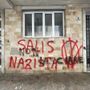 “Salis nazista”, scritte shock sui muri di tre scuole: “Atto vile”