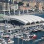 Addio alla tensostruttura della fiera, dopo il Nautico la demolizione. Ma c'è chi dice no