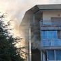 Incendio in via Galileo Galilei, stabile ancora inagibile: Vigili del Fuoco al lavoro fino a mezzanotte Incendio in via Galileo Galilei, stabile ancora inagibile: Vigili del Fuoco al lavoro fino a mezzanotte