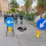 Savona, cede l'asfalto in via Tissoni: transennata la strada (FOTO)