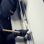 Bardineto, ladri in azione: forzata un’anta della finestra, rubati soffiatore e attrezzi da giardino