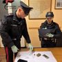 Albisola, lite in casa fa scattare i controlli: arrestato 18enne con 100 g di hashish